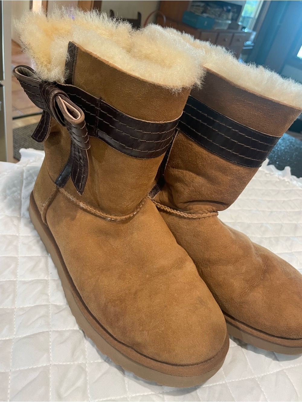 UGG Josette Chestnut Suede Shearling Bow Boots Women’s 11